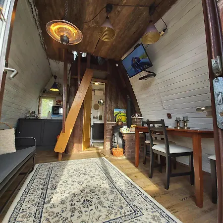 Domek alpejski Tiny Garden House Praga